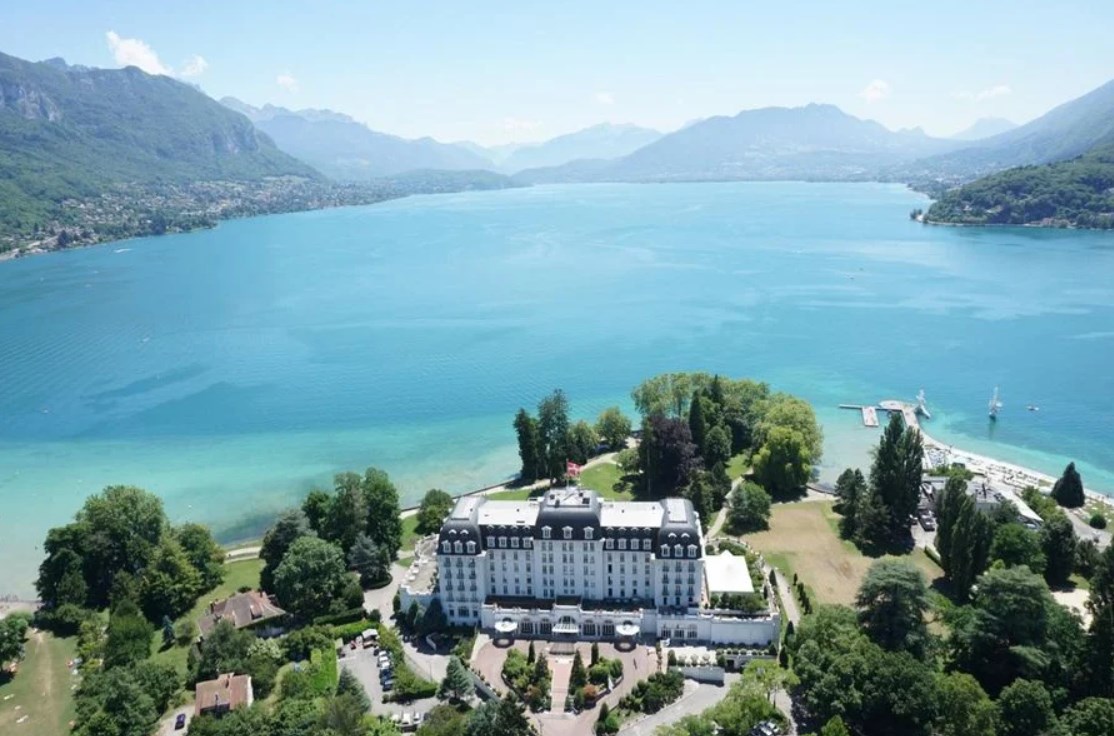 Imperial-Palace-goûter-des-chefs-2024-alps-luxury-driver